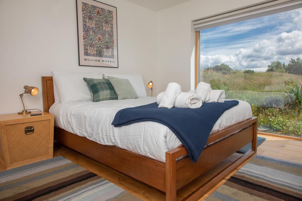 Cuillrigh - Luxury House, Loch & Mountain Views Villa Portree Bagian luar foto